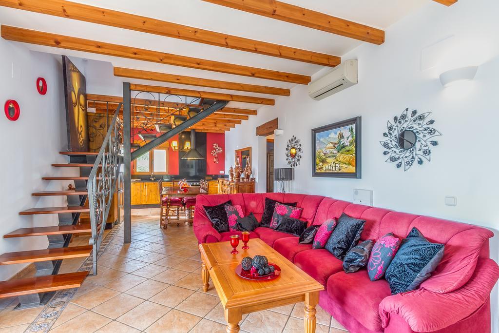 Encanto - Plusholidays * Calp